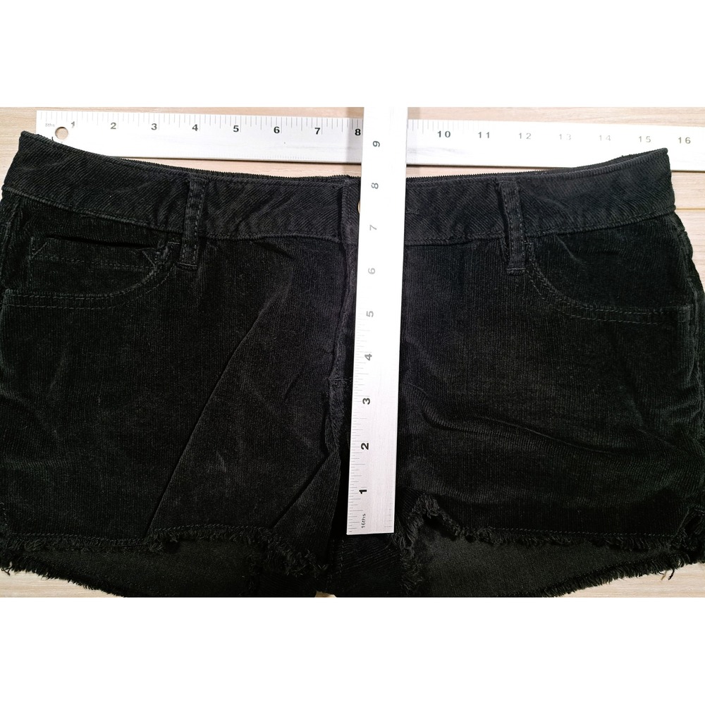 Roxy Womens Black Corduroy Cut Off Shorts Low Rise Frayed Hem Size 7 - Picture 4 of 12